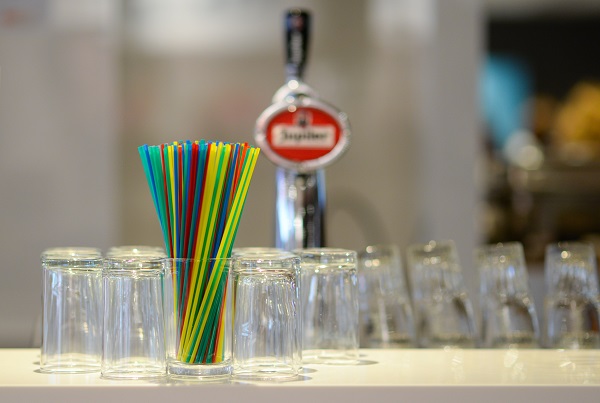 The Bar Props Glasses straws